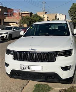 جیپ گراند شیرۆکی